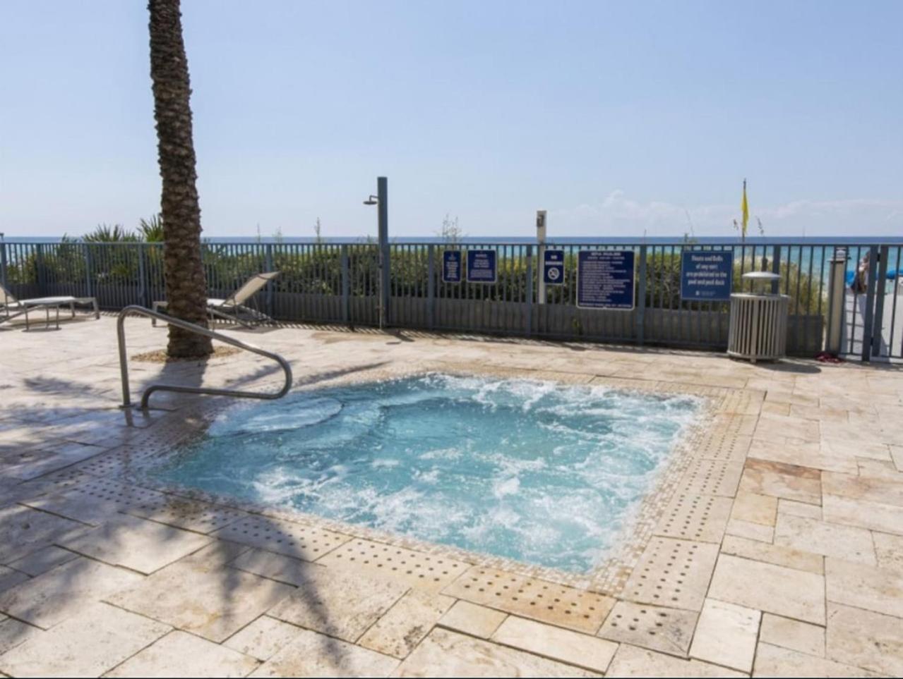 Sterling Breeze 1507 Holiday home *